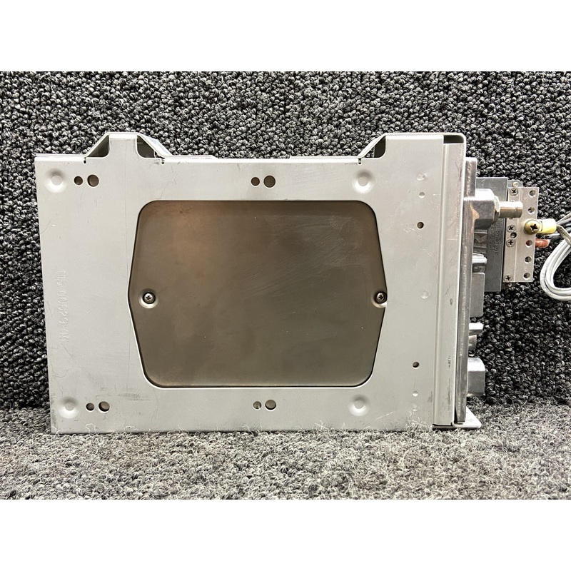 011-00779-30 Garmin GTX-33ES ADS-B Out Transponder Unit w Tray & Mods (14-28V)