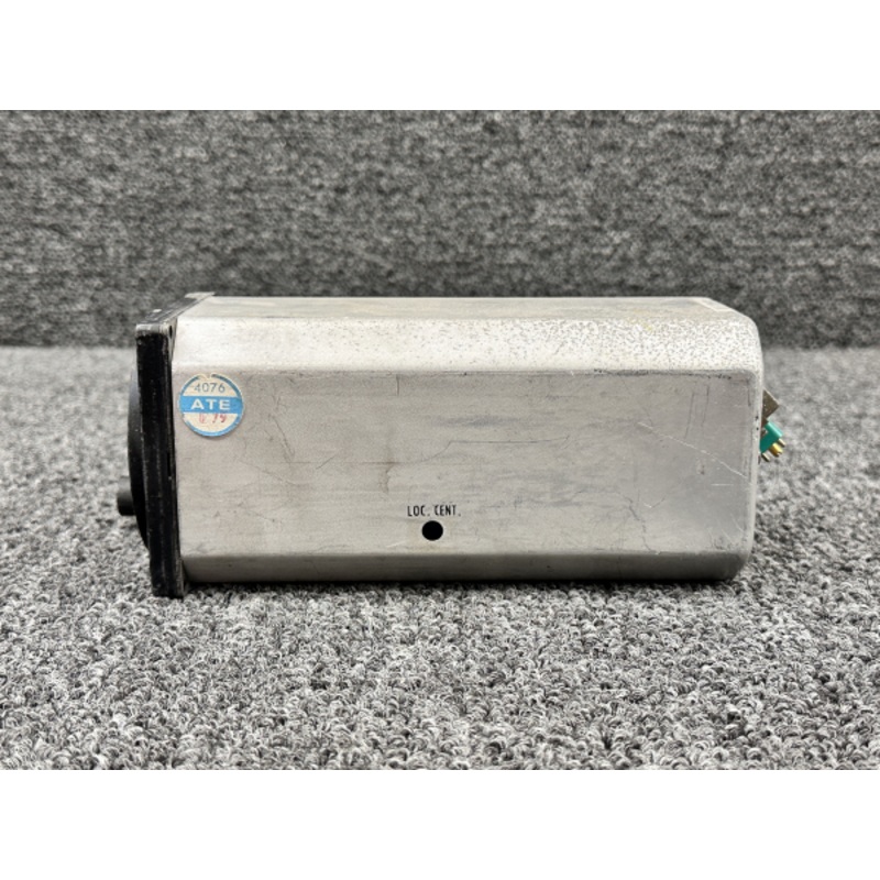 066-3008-02 King Radio KI-201C VOR, Localizer Indicator (Faded Dials)