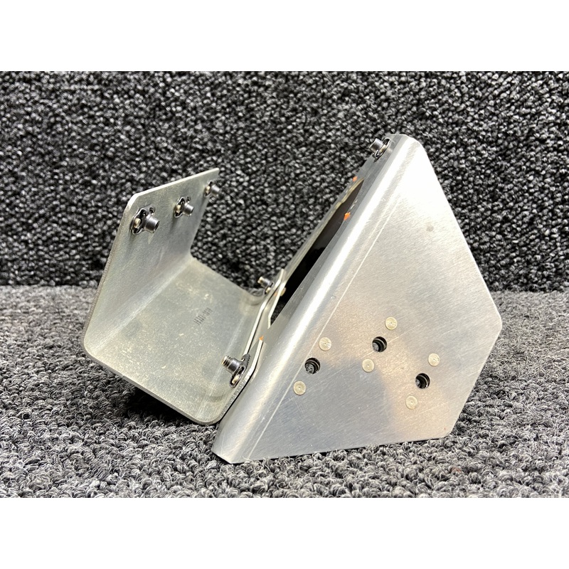 19338-001, 19336-001 Cirrus SR22T Autopilot Roll Servo Bracket Set