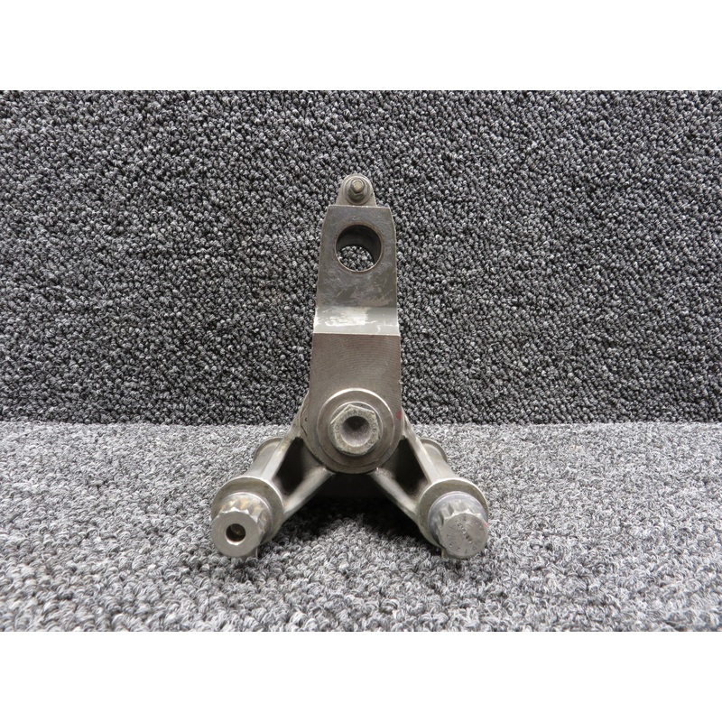 3071070-2 (Alt: 3071071-2D) Honeywell Engine Mount Assembly with Link