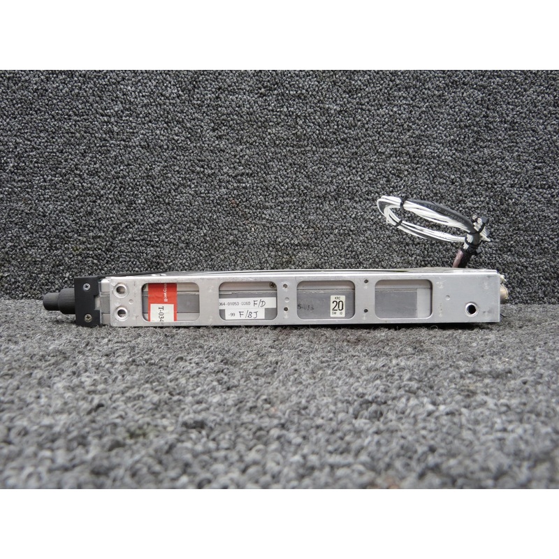 Bendix-King KY197A VHF Communication Transceiver with Tray and Cables