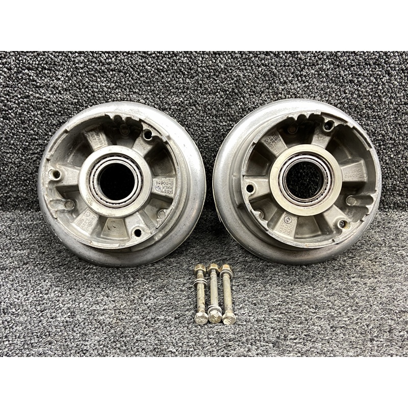 D-30657 (Alt: 9910194-5) McCauley 6.00×6 Nose Wheel Assembly