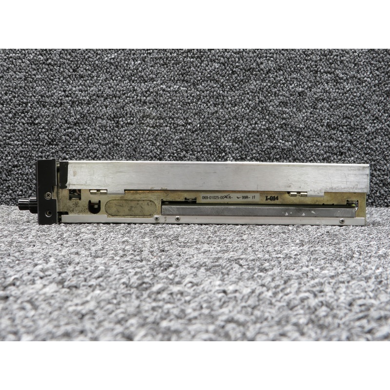 069-1025-25 Bendix King KX-165 VHF Communication Nav Receiver (28V) (Core)