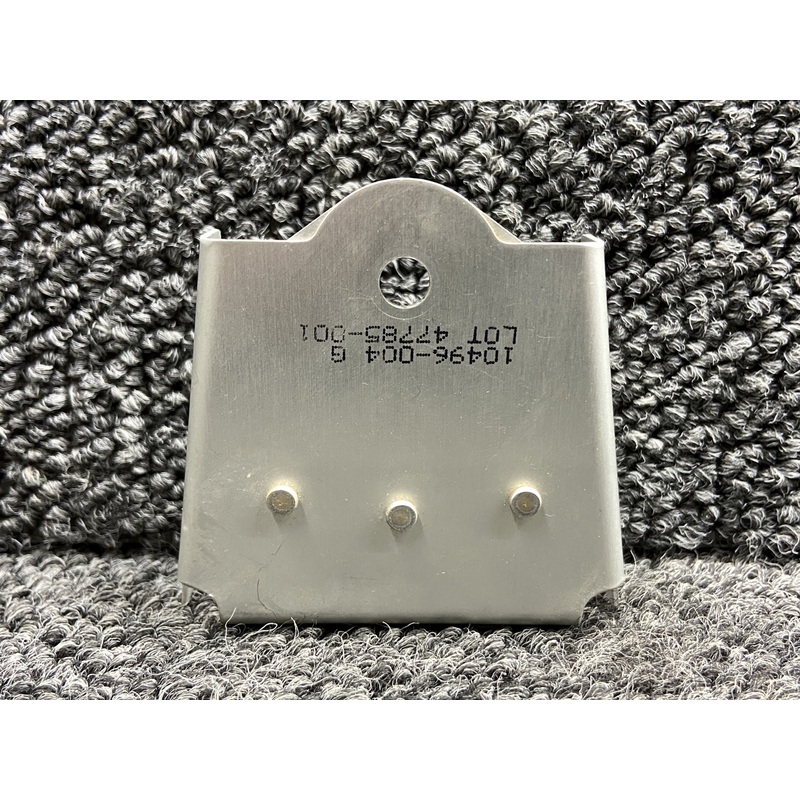 10496-004 Cirrus SR22T Inboard Elevator Hinge LH or RH