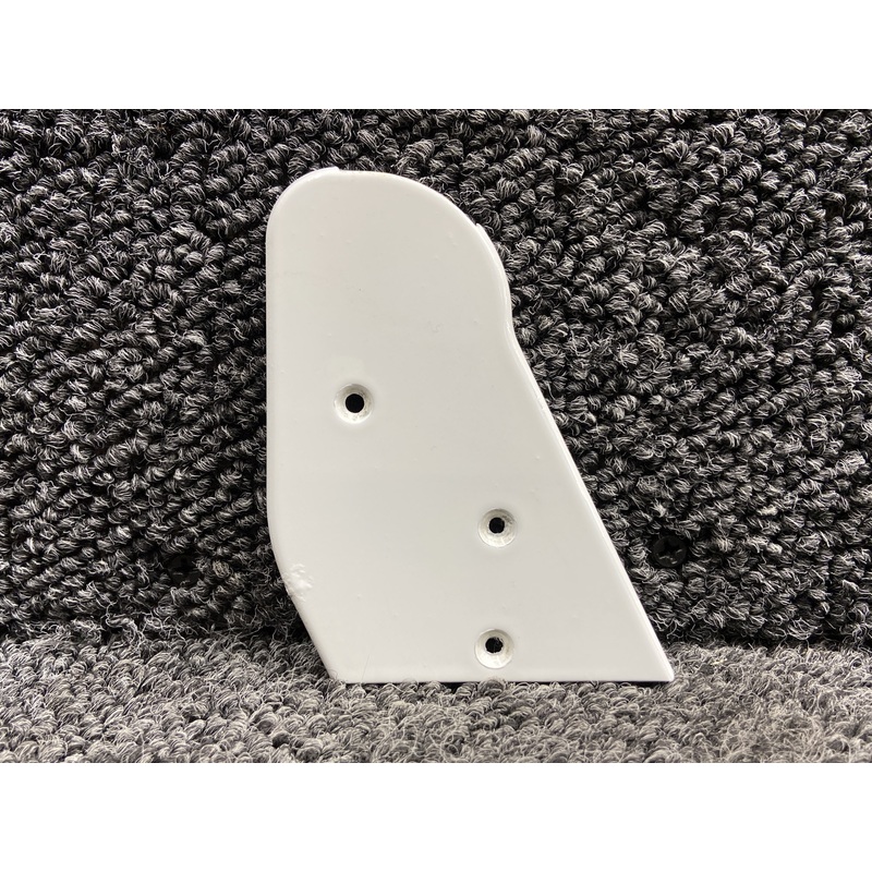 20271-007 (Alt: 20271-005) Cirrus SR22T Lower Cabin Door Cover Plate LH