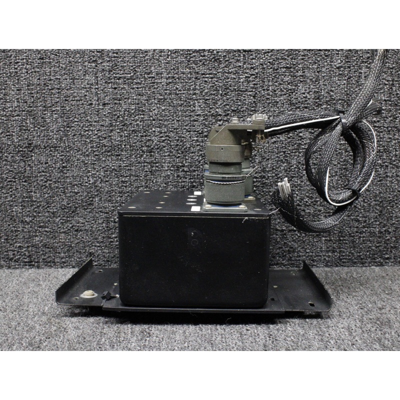 32-82026-007 Swearingen SA-226T Autopilot Interface Unit with Mounting Tray
