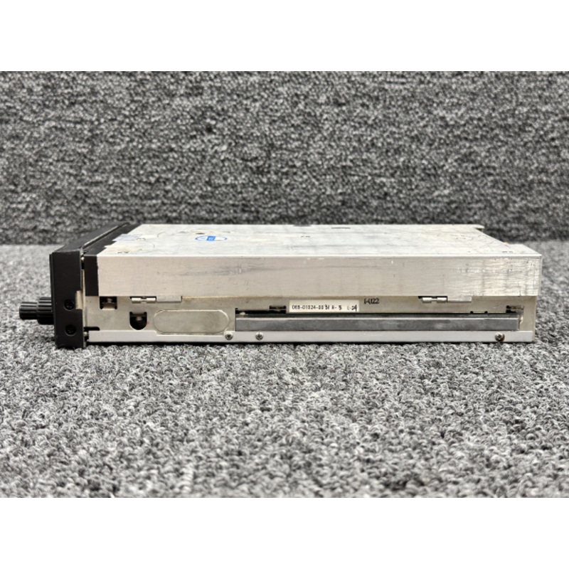 069-1024-31 Bendix King KX-155 VHF Nav-Comm Transceiver w Glideslope (14V)