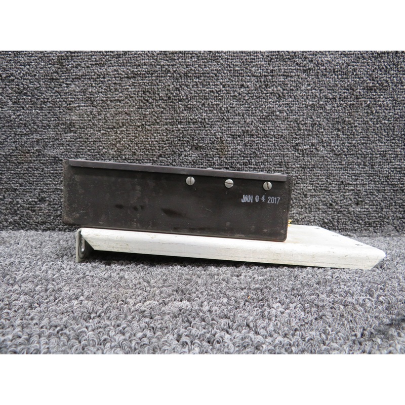 IC709-25 Edo-Aire Electronic Pitch Trim Amplifier with Mounting Bracket 14-28V