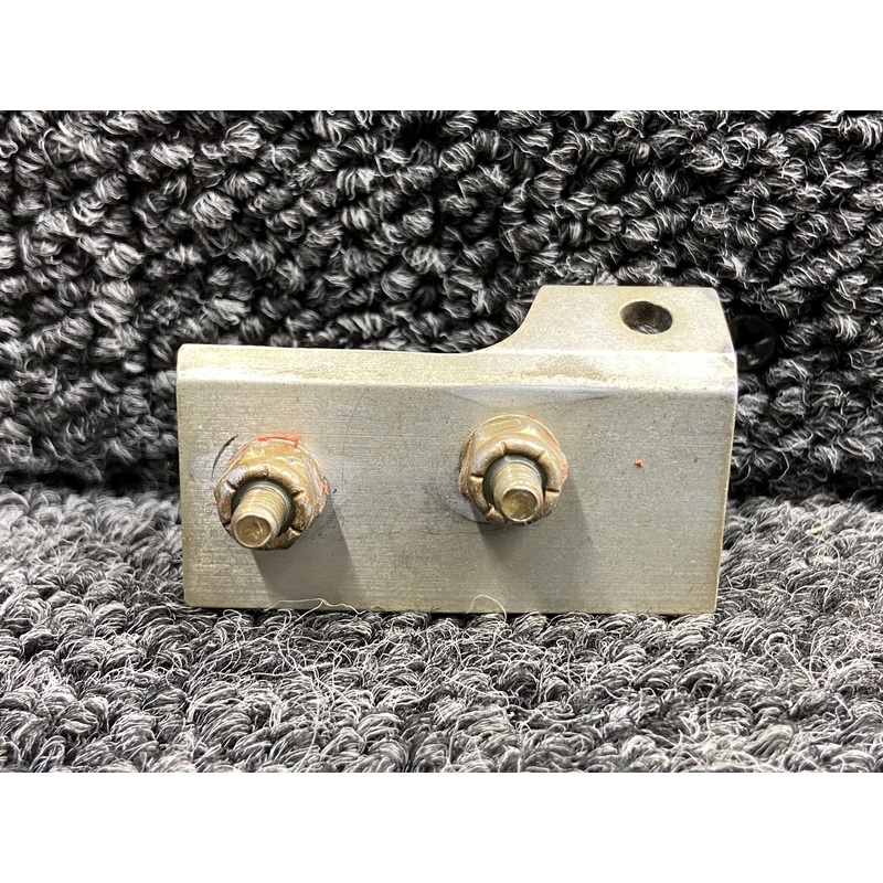 20300-001 Cirrus SR22T Lower Cabin Door Hinge Fuselage Attach LH