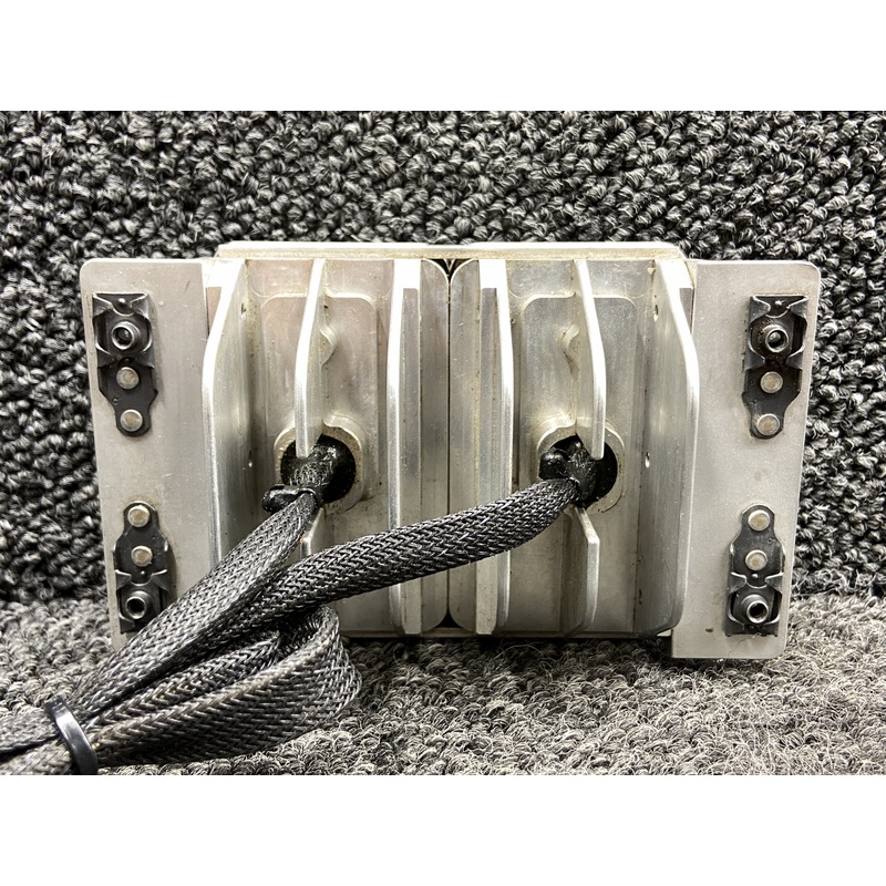 01-0771262-00 (Alt: 24946-001) Whelen 7126200 LED Landing Light (28V, Rev: B)