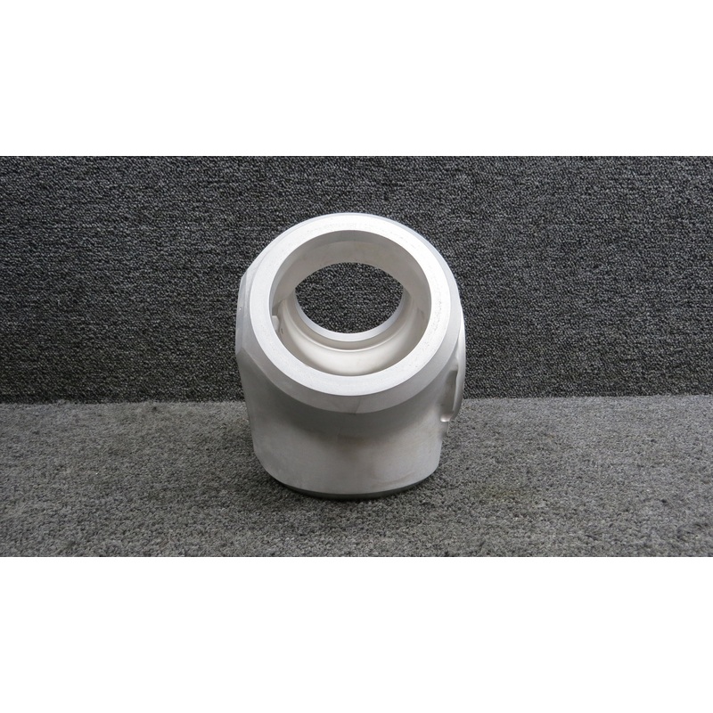 3AF37C516 McCauley 3 Blade Propeller Hub