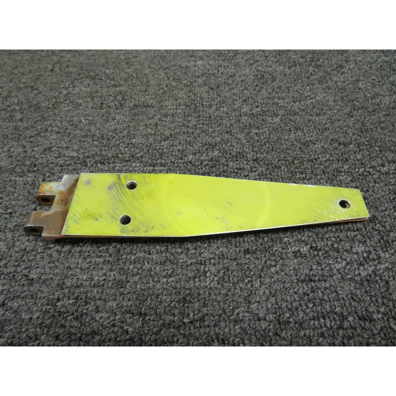 43723-1 Rockwell 112A Cabin Door Upper Hinge LH or RH (Rusted)