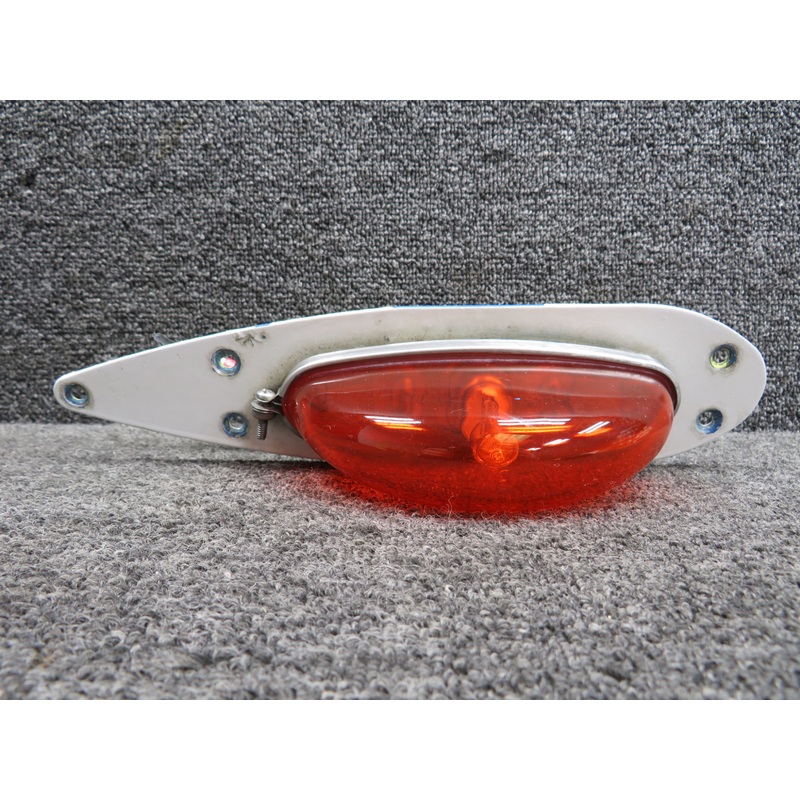 01-0790033-05 Whelen 9033-G Flashing Beacon Light Assembly 28 Volts, 3.2 Amps