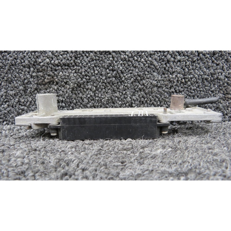 073-0431-00 King Radio Tray Backing Plate (Cut Cables)