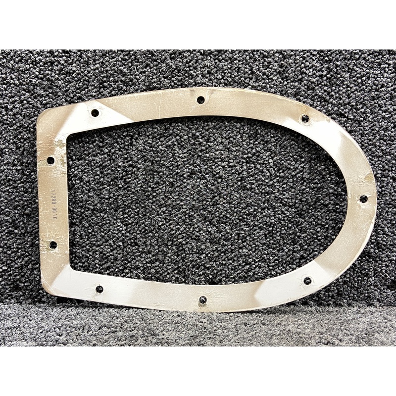 17299-001 Cirrus SR22T Nose Gear Landing Light Retainer