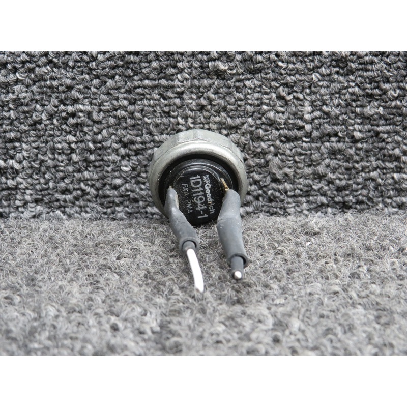 1D1194-1 (Use: 3D3535-10) BF Goodrich De-Icing Pressure Switch (Volts: 28)