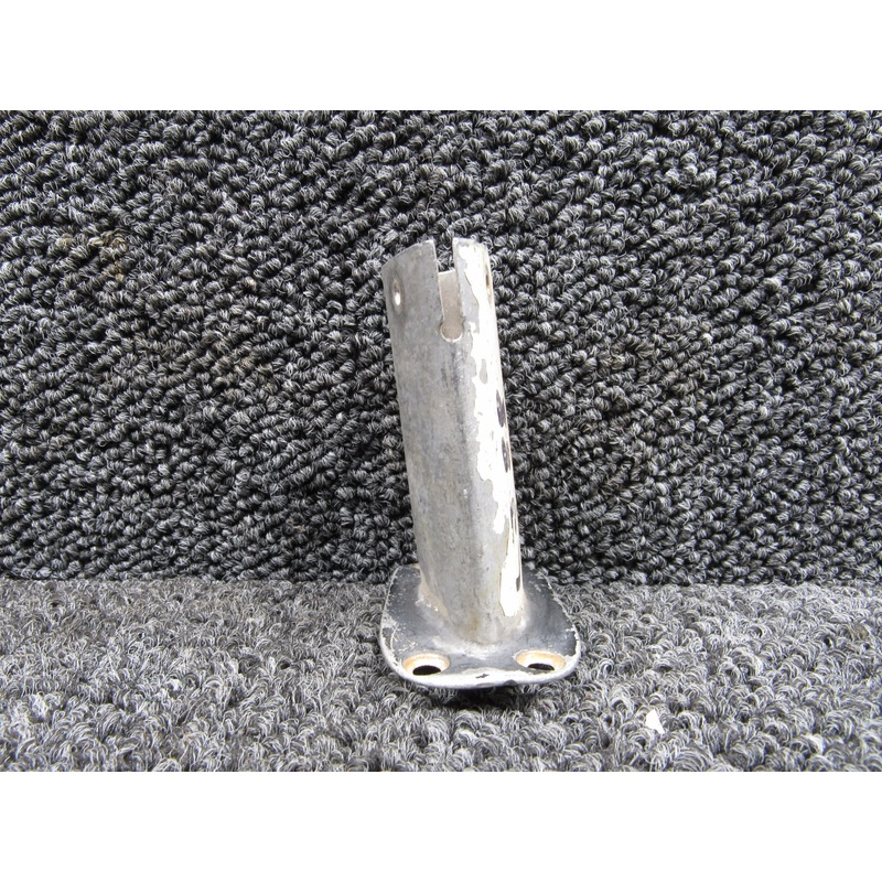 100-324042-16 Beech KA-90 Pitot Tube Mast (Slight Damage)