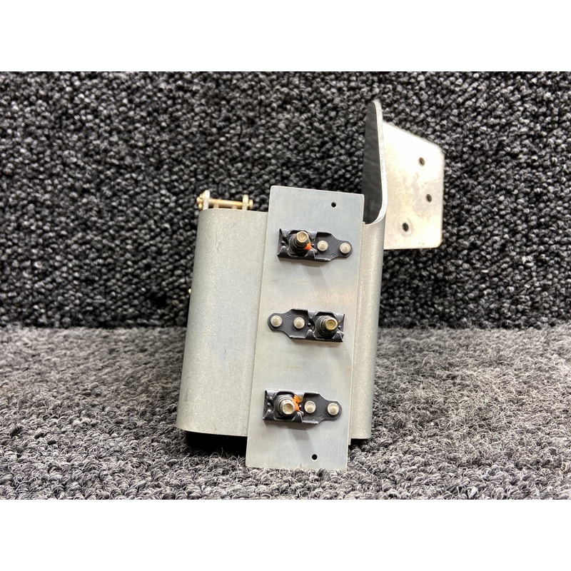 19337-002, 10341-008, 10341-006 Cirrus SR22T Yaw Control Bracket Set RH