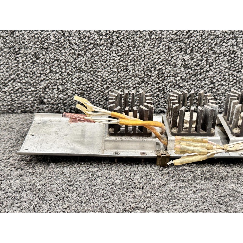 002-364042-13, 2N3055 Beechcraft 58 Light Dimmer w Transistors and Coolers