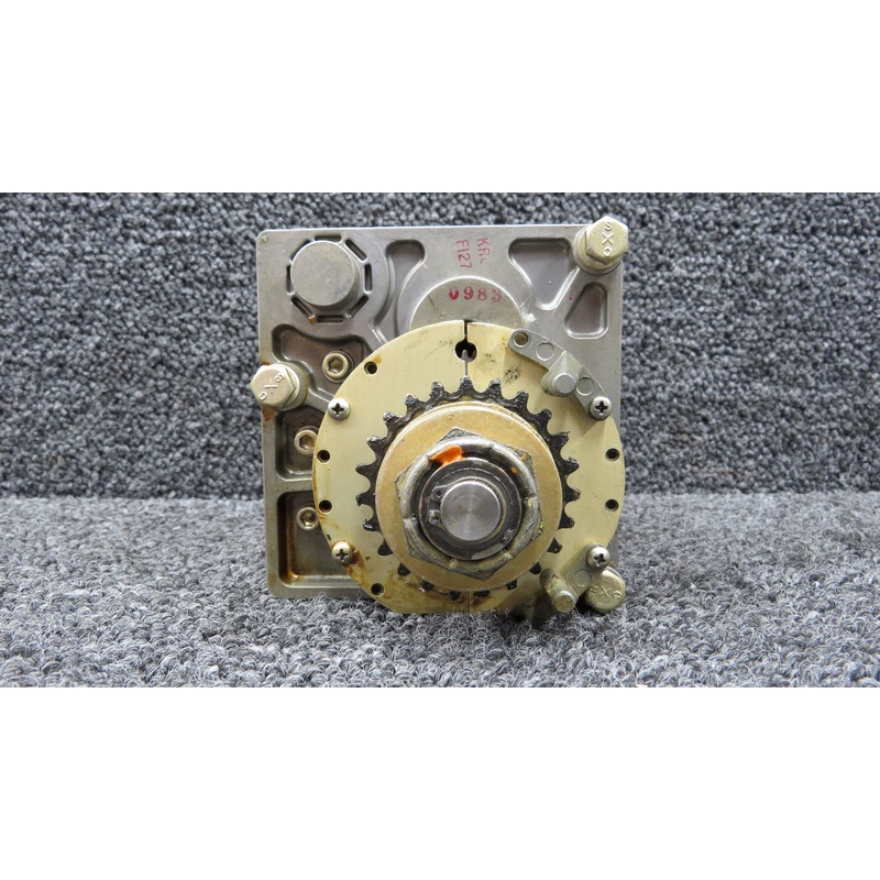 065-0050-04 King Radio KS-179 Autopilot Trim Servo with Sprocket (Volts: 14-28)