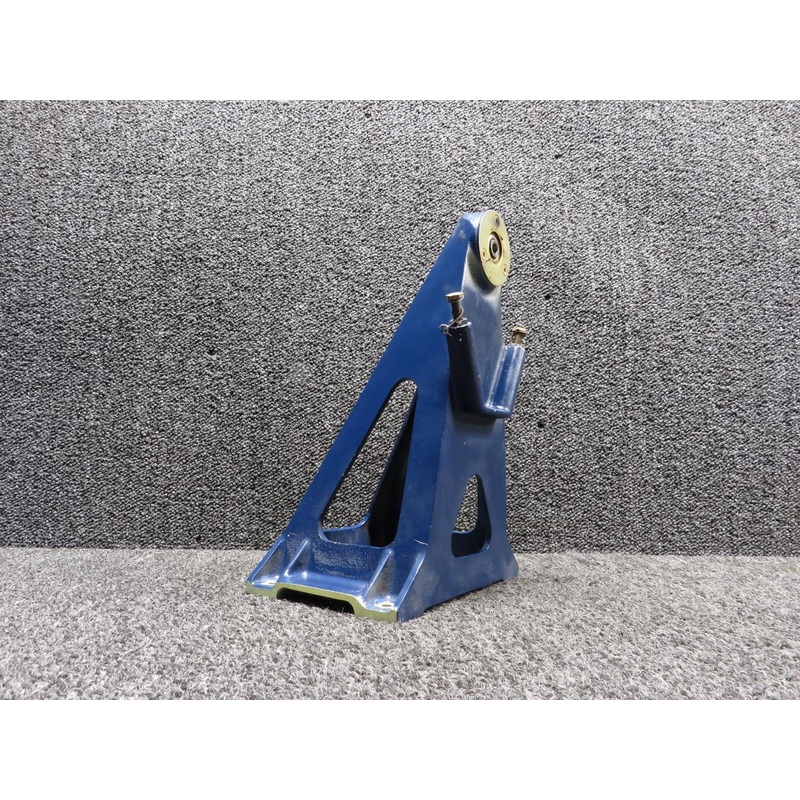 101-524063-5 Beechcraft 1900D Vertical Stabilizer Hinge Assembly