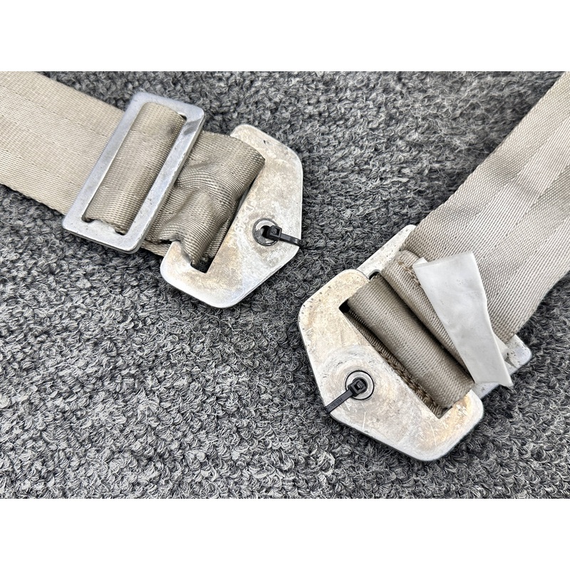 101-530604-93 Beechcraft 58 Co-Pilot Lap Seat Belt Assembly RH