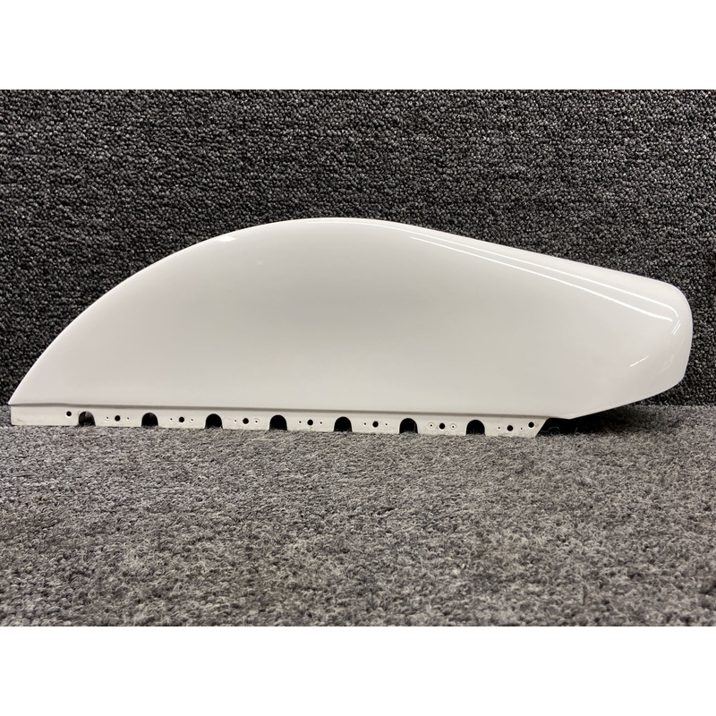 20917-001 (Use: 20917-003) Cirrus SR22T Bottom Rudder Tip