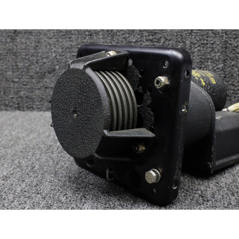 27-44049-027 Swearingen SA-226T SAS Servo Assembly (Volts: 28) (No Cable)