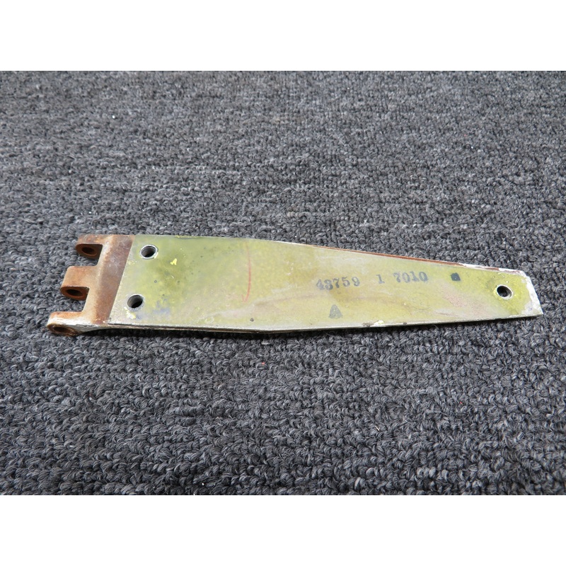 43722-3 Rockwell 112A Cabin Door Upper Hinge LH or RH (Rusted)