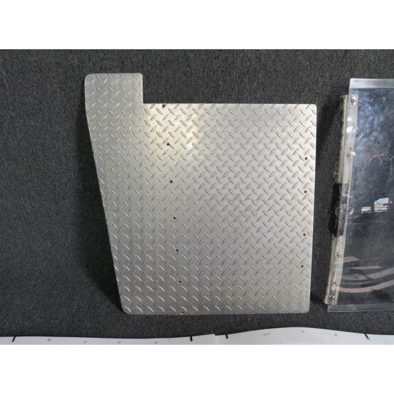 Beechcraft King Air B90 Jump Door Kit with Step Plate and Handle