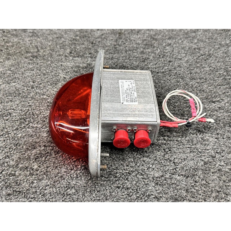 01-0790044-09 Whelen 90044 Flashing Anti-Collision Strobe Beacon (28V, 6.5A)