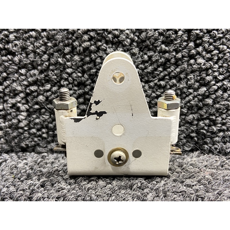 12346-004 Cirrus SR22T Aileron Actuation Pulley Mounting Bracket LH or RH