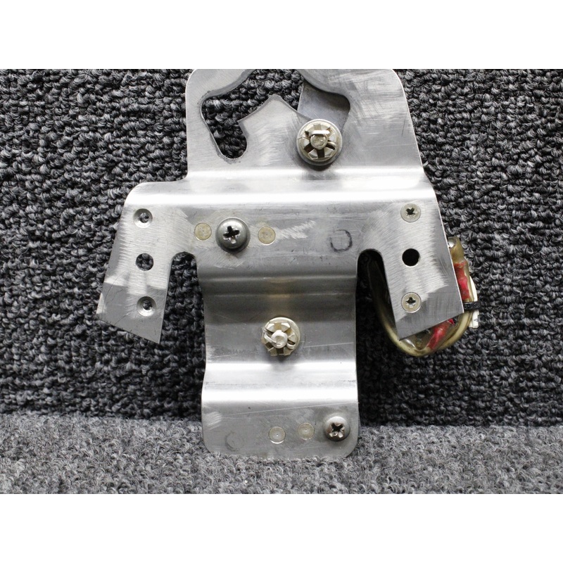 26-21318-007 Swearingen SA-226T Landing Gear Control Switch Assembly