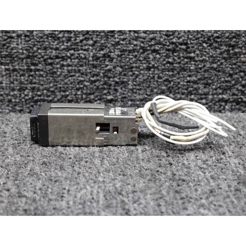 99-230-6D1-3065 Swearingen Annunciator Switch (HSI Nav1, HSI Nav2, HSI GNS, A/P)