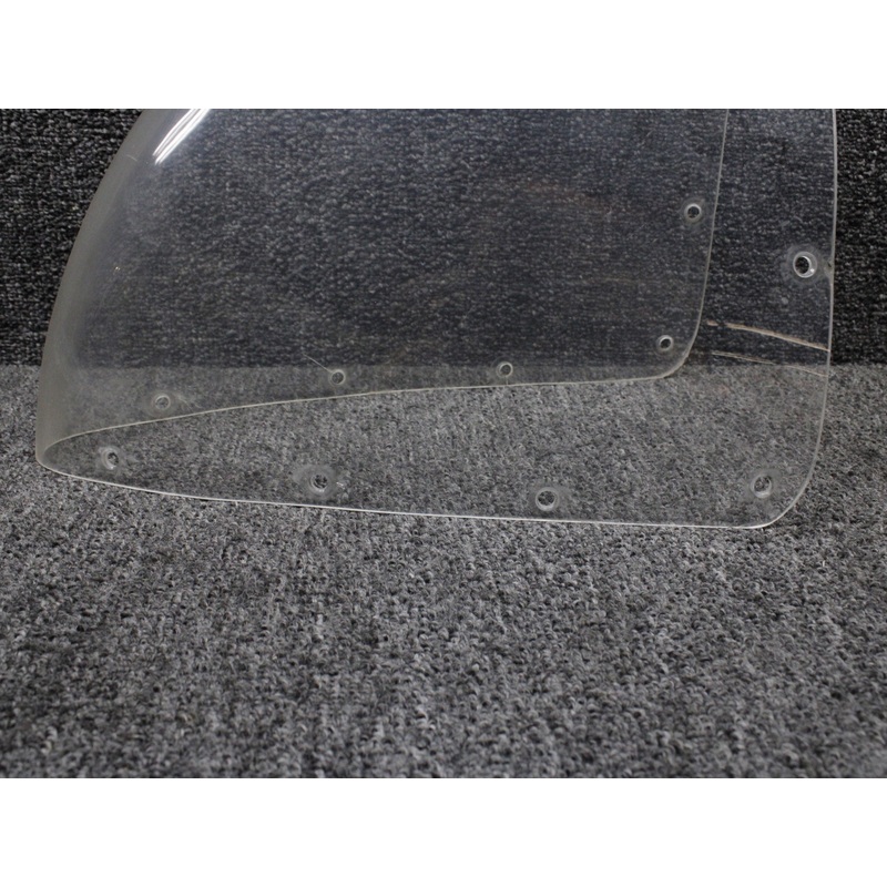 27-31237-005 Swearingen SA-226T Wing Tip Light Lens LH (Minor Cracks)