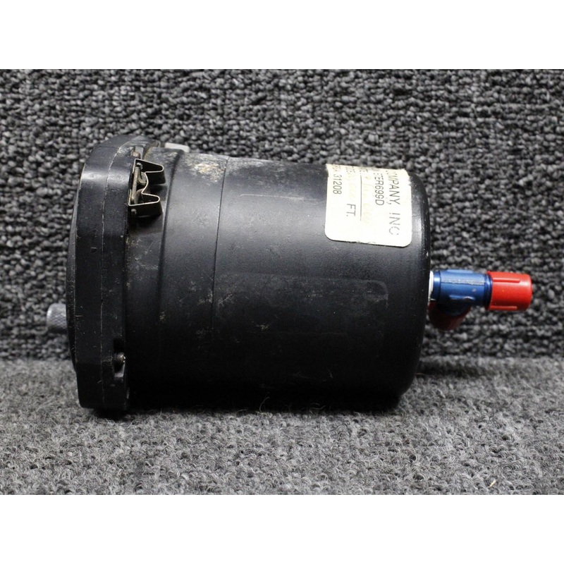 Piper PA28-235 United Instruments Altimeter Indicator