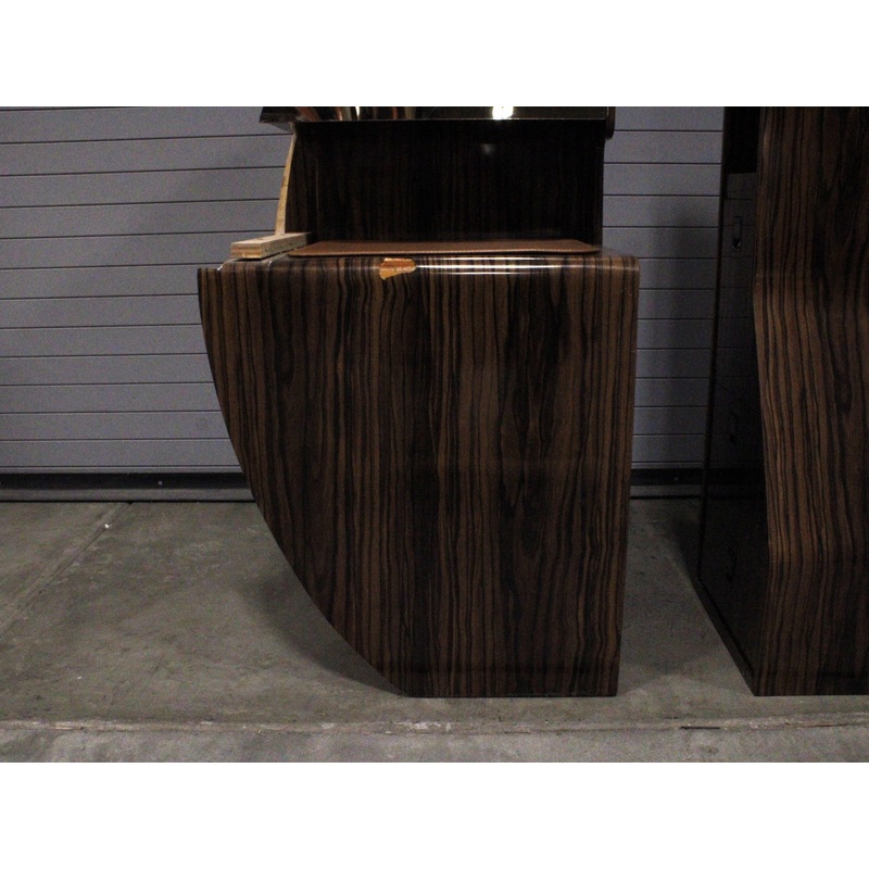 Swearingen SA-226T Vanity and Drawer Cabinet Set