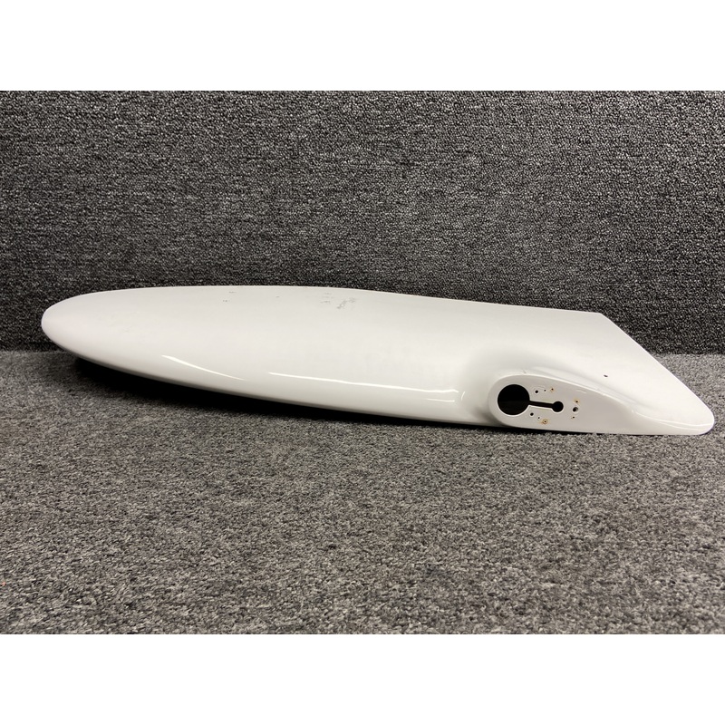 10860-008 Cirrus SR20 Wing Tip Assembly RH