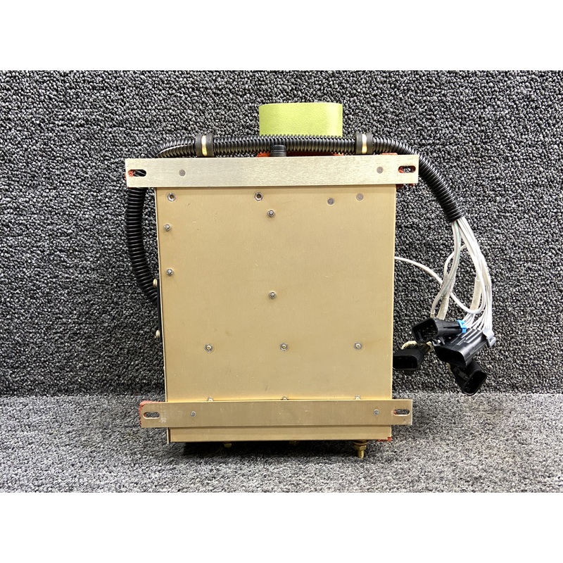 16600-011 Cirrus SR20 MCU120 Master Control Unit w Power Plug (28V)