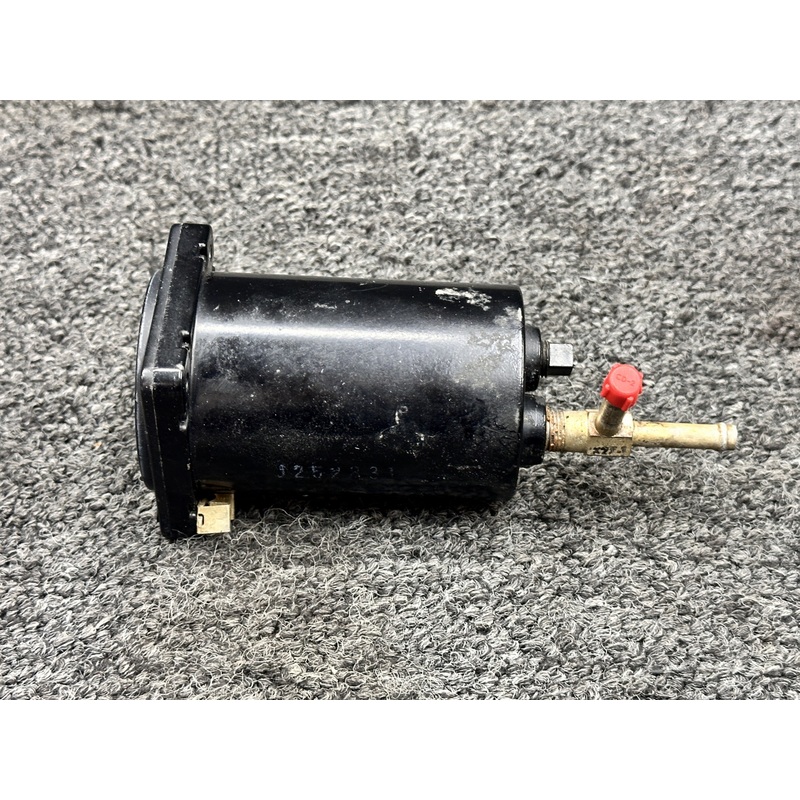 3000-0101 United Inst Cabin Altitude, Differential Pressure Indicator (Y-Fitting)