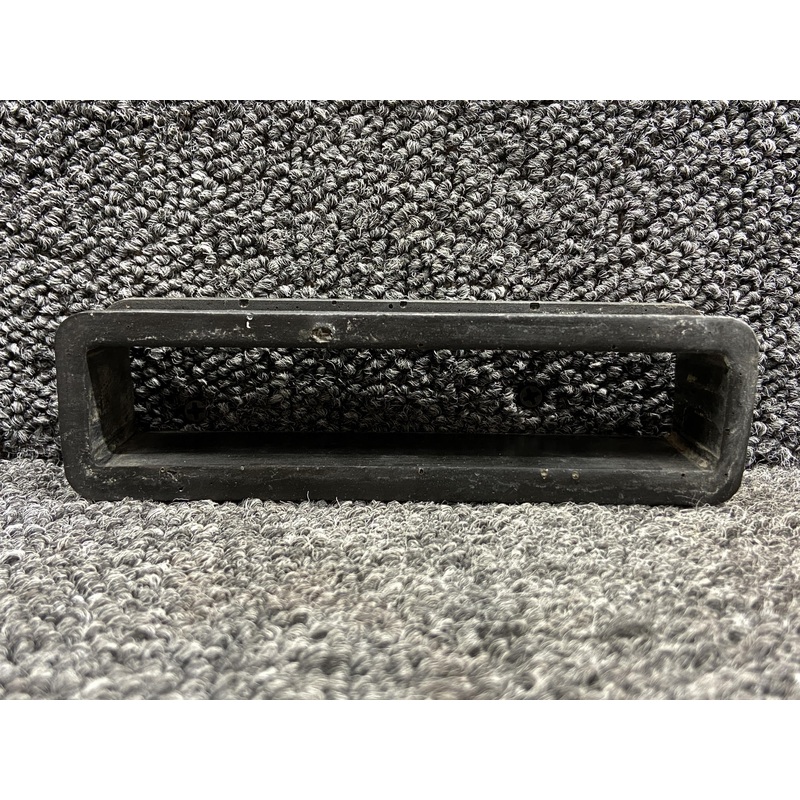 10209-001 (Use: 16937-001) Cirrus SR20 Main Landing Gear Grommet LH or RH