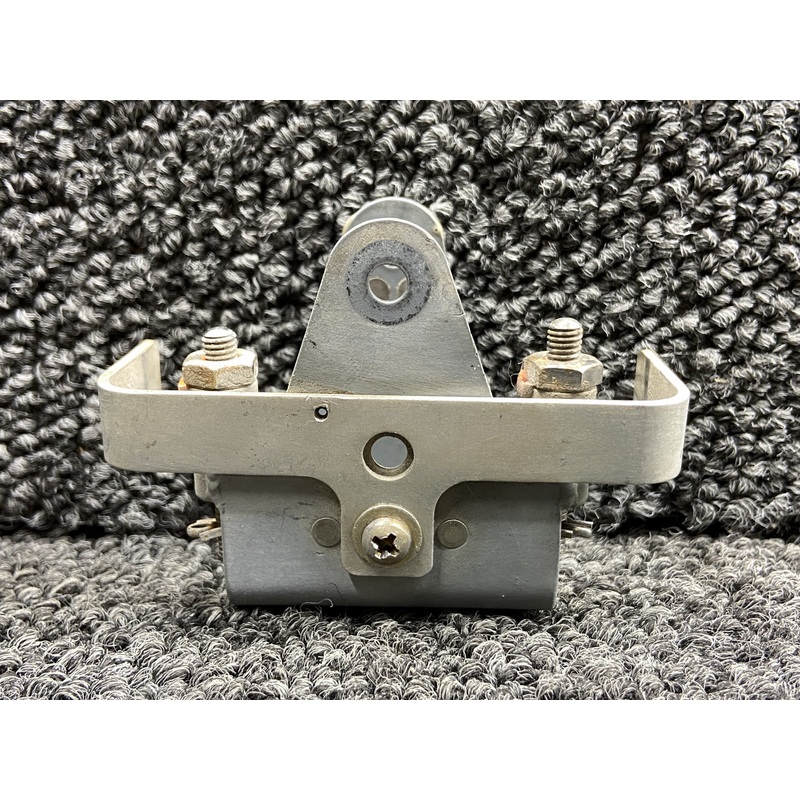 12346-004 Cirrus SR20 Aileron Wing Actuation Pulley Bracket LH or RH