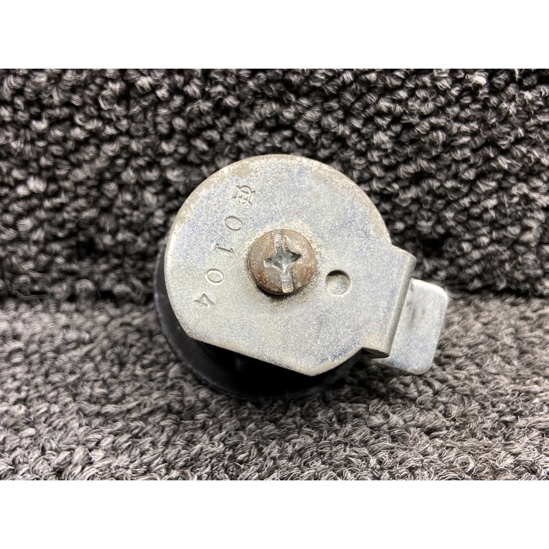 20273-001 Cirrus SR20 Cabin Door Push Button Lock LH or RH (Minus Key)