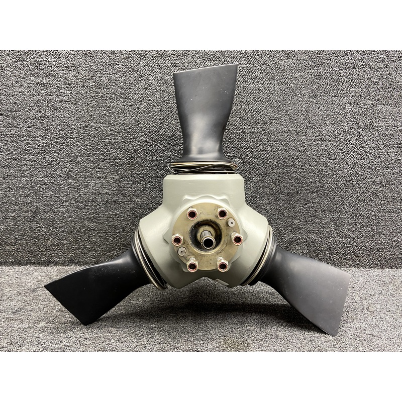 3AF32C509-C McCauley Three Blade Propeller Hub RH w Logbooks (Prop Struck, Core)