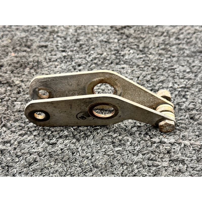 70099-3 Air Tractor AT-502B Master Cylinder Attach Arm