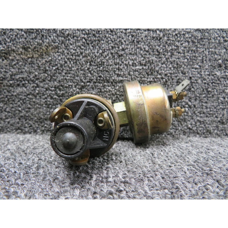 76072-15, 33307901 Honeywell Pressure Switch with Oil Pressure Sensor