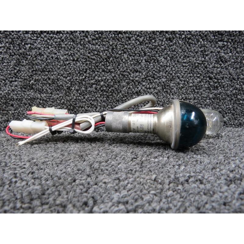A650-PG Whelen Wing Tip Navigation & Strobe Light with Retainer & Lens RH