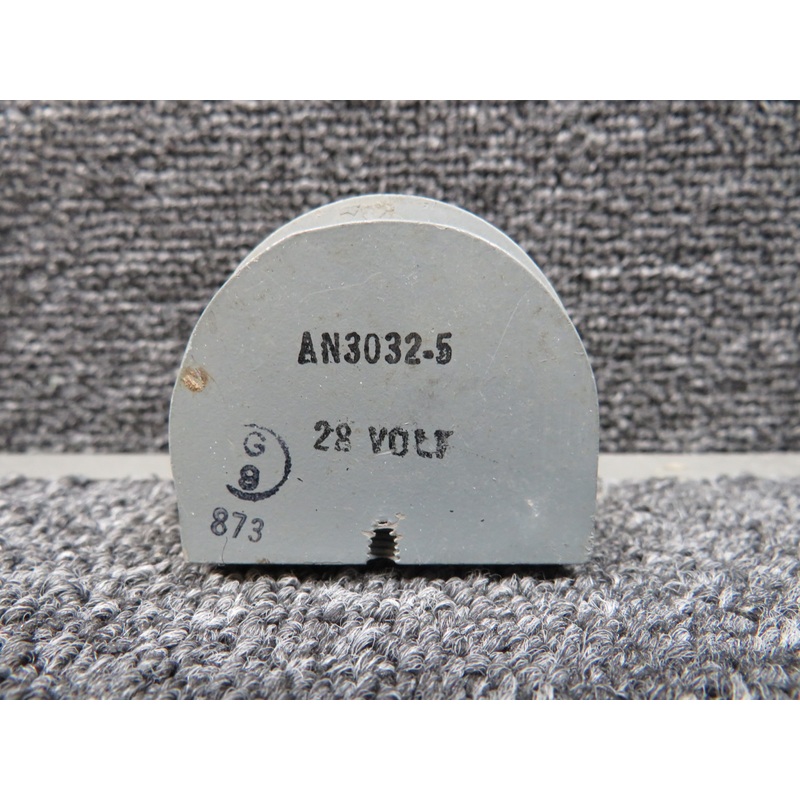 AN3032-5 Grimes Navigation Light Retainer (Minus Lens and Top Screw)