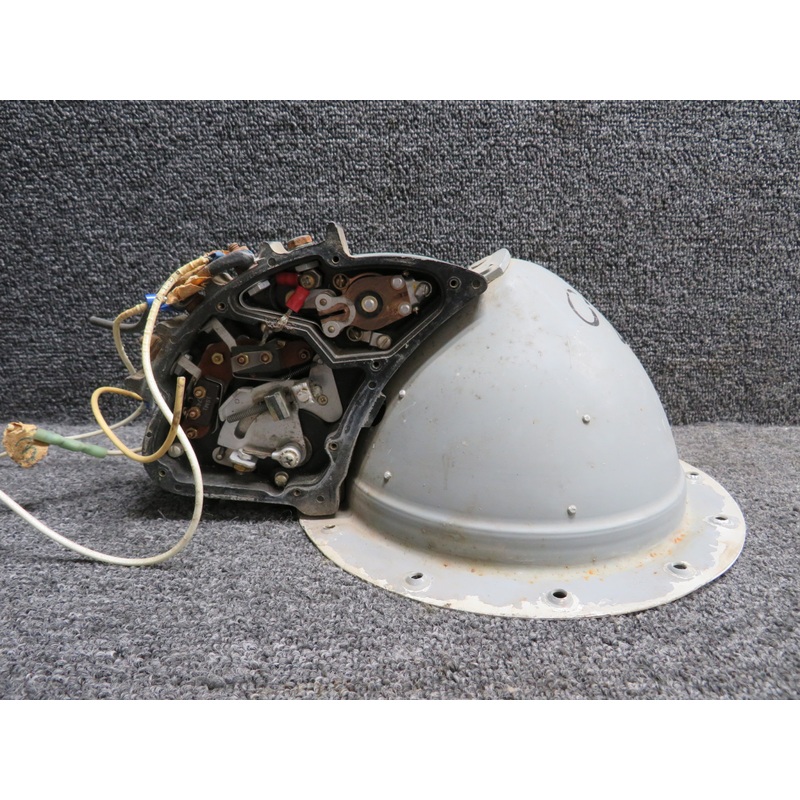 G-3600A-1 Grimes Landing Light (Minus Side Plate and Power Supply) (Damaged)