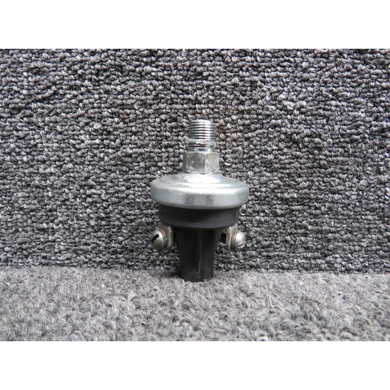 M-4011-35 (Alt: 587-961) Honeywell Oil Pressure Switch